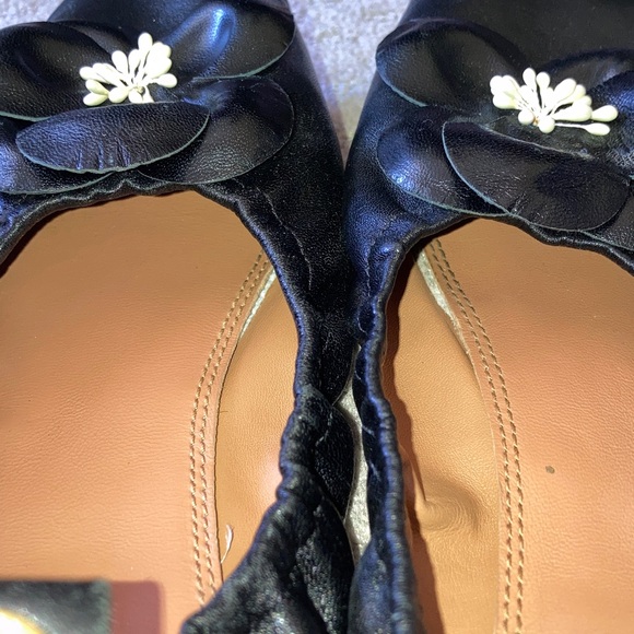 TORY BURCH black nappa leather Flower Ballet flats, 9.5. - Picture 9 of 13